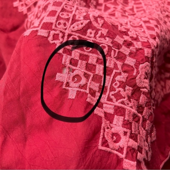 Johnny Was Rona Georgette Floral Embroidered Tunic 
Burgundy Red 
Size Small - Picture 5 of 16